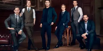 Szene aus den Serien Dark und Babylon Berlin